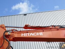 Hitachi ZX300LC-6