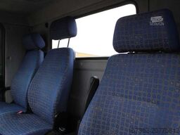 MAN LE 8.145 LC, EURO 3, HOOK CONTAINER, PNEU 80%