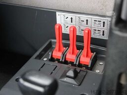 MAN LE 8.145 LC, EURO 3, HOOK CONTAINER, PNEU 80%