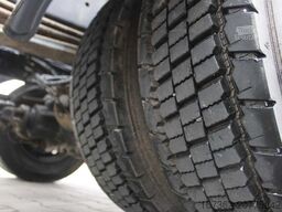 MAN LE 8.145 LC, EURO 3, HOOK CONTAINER, PNEU 80%