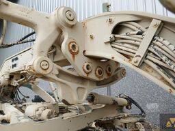 Caterpillar 130G Ex-army