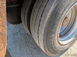 LinTrailers Tiefbet ausziehbar