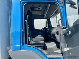 MERCEDES-BENZ Atego 818 4,35mKoffer*LBW+Tür*3x Sitze*AC*Autom.