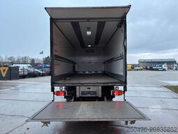 Mercedes-Benz Atego 1223 4x2 BOX HEATING / BOX L=7582 mm