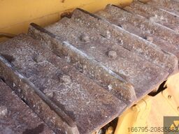 Caterpillar D6E Fuel tanker