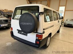 VW T4 2.5 TDI Syncro 4x4 7 Sitzer1. Hand