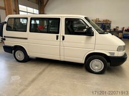 VW T4 2.5 TDI Syncro 4x4 7 Sitzer1. Hand