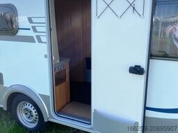 HYMER/ERIBA Eriba Feeling 425 inkl. Mover u. Batterie