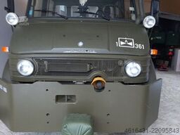 Mercedes-Benz Unimog 406