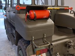 Mercedes-Benz Unimog 406