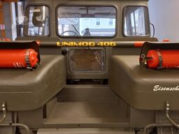 Mercedes-Benz Unimog 406