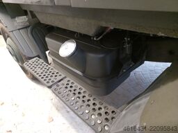 Mercedes-Benz Unimog 406
