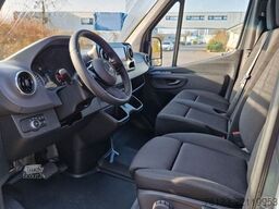 MERCEDES-BENZ 8 Sprinter Lord Light 22 Sitzer Vorlauffahrzeug