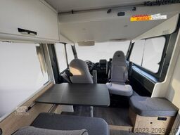 SUNLIGHT I 67S Klima Solar, Navi