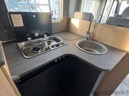 SUNLIGHT I 67S Klima Solar, Navi