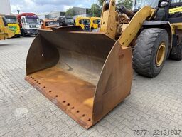 Caterpillar 962M ŁADOWARKA KOŁOWA