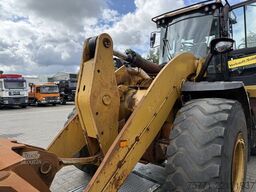 Caterpillar 962M ŁADOWARKA KOŁOWA