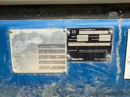 KOMATSU PC210LC-8 Oilquick 2x Schaufeln