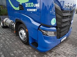 IVECO S-WAY / 460 / RETARDER / LNG 