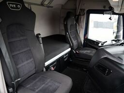 IVECO S-WAY / 460 / RETARDER / LNG 