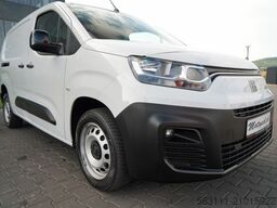 FIAT DOBLO  / FURGON / BLASZAK / 2023 R  / SPROWADZON