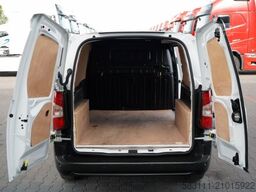FIAT DOBLO  / FURGON / BLASZAK / 2023 R  / SPROWADZON