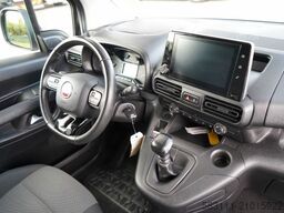 FIAT DOBLO  / FURGON / BLASZAK / 2023 R  / SPROWADZON