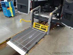 Mercedes-Benz Sprinter 317 CDI Kombi,AMFLift,8Sitze,Dachklima