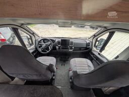 La Strada Avanti EB 180PS/Autom/Solar/Navi