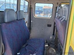 MERCEDES-BENZ 512 D Vario Doka 5-Sitzer Pritsche Schneepflug