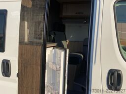 PÖSSL Summit 600 L Automatik - Markise Solar Lithium