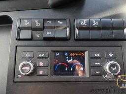 MERCEDES-BENZ Tourismo RHD, 55 Sitze, Euro 6