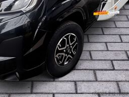 SUNLIGHT Adventure T 66S Ready to Roll?