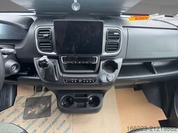 SUNLIGHT Adventure T 66S Ready to Roll?