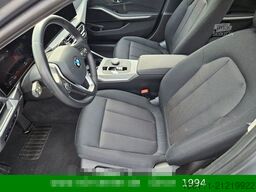 BMW 320 d xDrive Navigation PDC