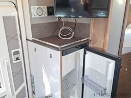 BÜRSTNER Lyseo TD Harmony Line 727 G Hubstützen*Luftfeder