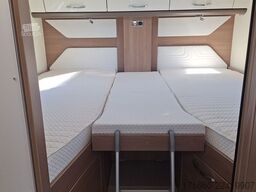 BÜRSTNER Lyseo TD Harmony Line 727 G Hubstützen*Luftfeder