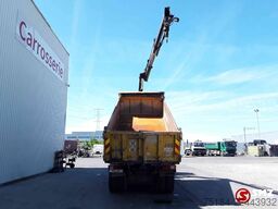 Renault Kerax 370 hiab 122/2 remote syncro 3e