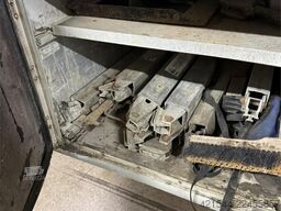 Ekeri T3-K 3 axle closed semi trailer w/ full side openi