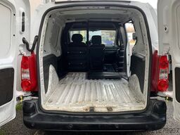 Peugeot Partner  3 posti   Km: 144.200