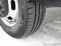 IVECO DAILY 35-160 / KONTENER 4,2 M / WINDA-750kg / BL