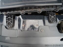 IVECO DAILY 35-160 / KONTENER 4,2 M / WINDA-750kg / BL