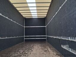 MAN TGL 8.220 4x2 BL Möbelkoffer Alu AHK Klima