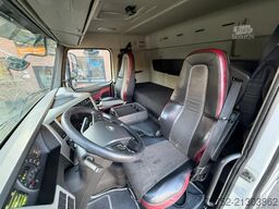 Volvo FM 330 Slaapcabine Side skirts NL Truck