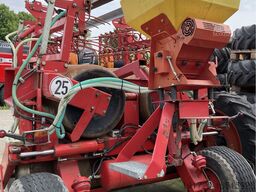 He-Va Striegel mit Walze 6,3m