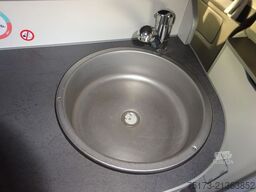 FORD Nugget Plus 150PS Autm. Aufstelldach Navi AHK