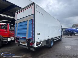 MAN TGM Gesloten Bak met Dhollandia laadklep