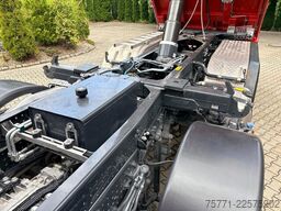 Mercedes-Benz AROCS 3246 8x4 EURO6 WYWROTKA TRÓJSTRONNA Z BOR...