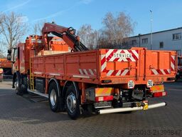 RENAULT Premium Lander Pritsche mit Kran FASSI