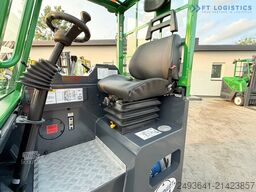 Combilift C4000CB TRIPLEX 5200MM FREE-LIFT TOP 1